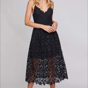ASTR the label - LACE A LINE MIDI DRESS - Size Small